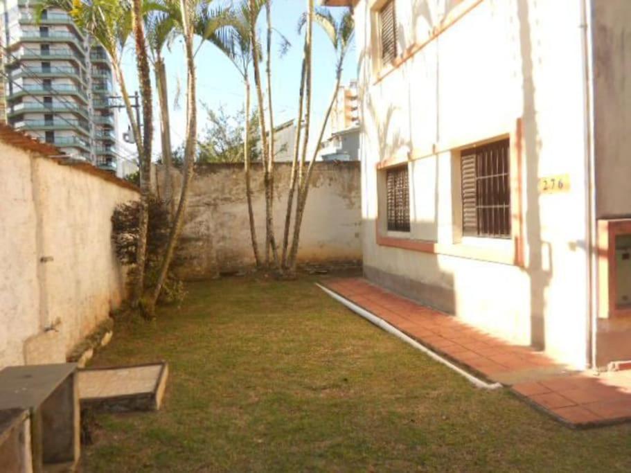 Final Da Enseada, Tortugas, 2 Quadras Da